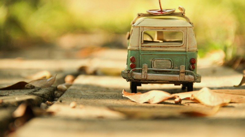 preview_vintage-volkswagen-toy